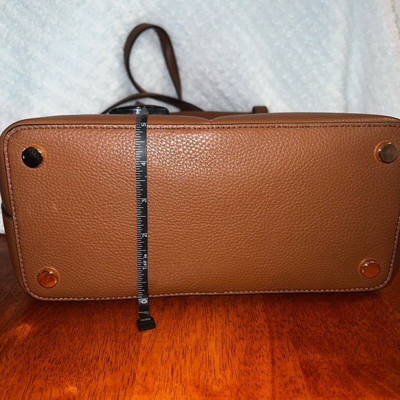 Michael Kors Bedford purse - Picture 16 of 17